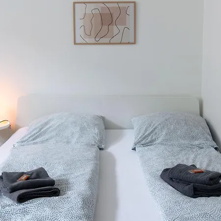 Lu16 One - Modern, Zentral, Haustierfreundlich Mit Kueche - Bema